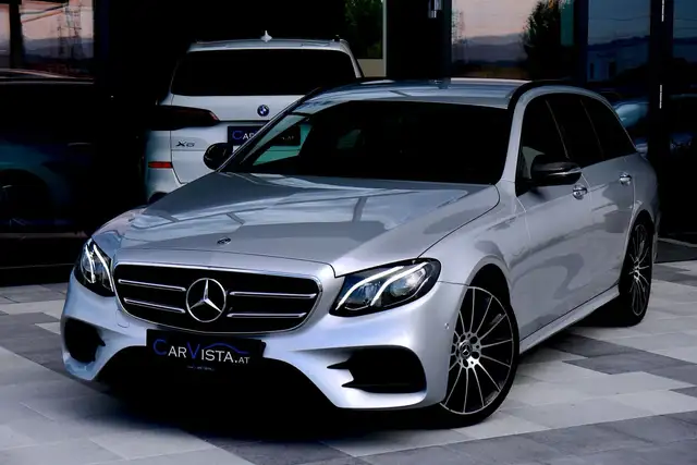 Mercedes-Benz E 200 AMG Line *Widescreen - Parkassist*