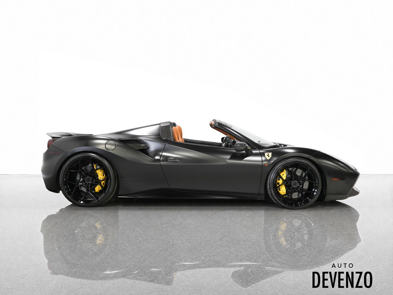 2017 Ferrari 488 Spider — photo 1