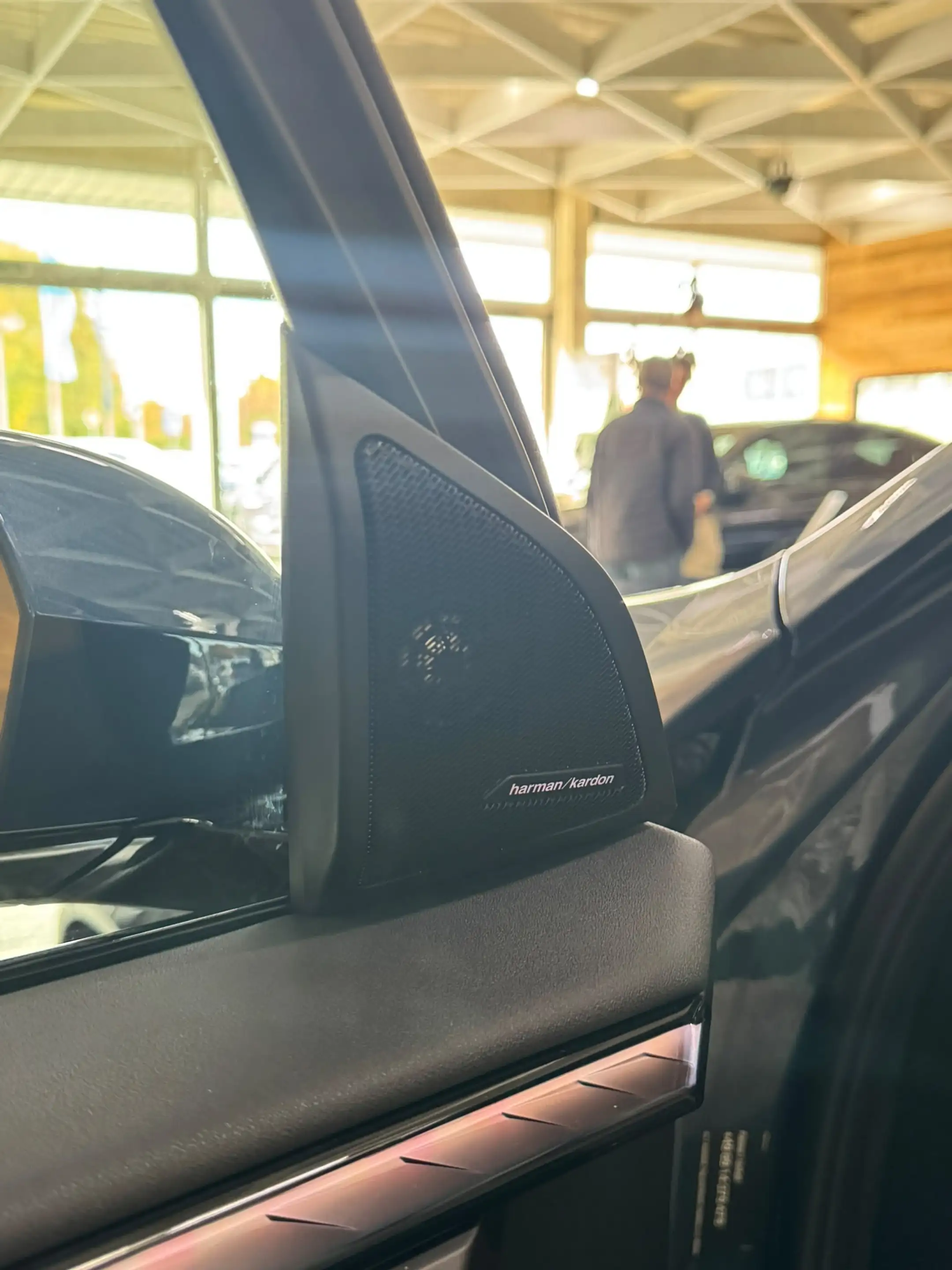 BMW X3 20d xDrive M Sport H K LED DrvAssPLUS 3D — photo 15