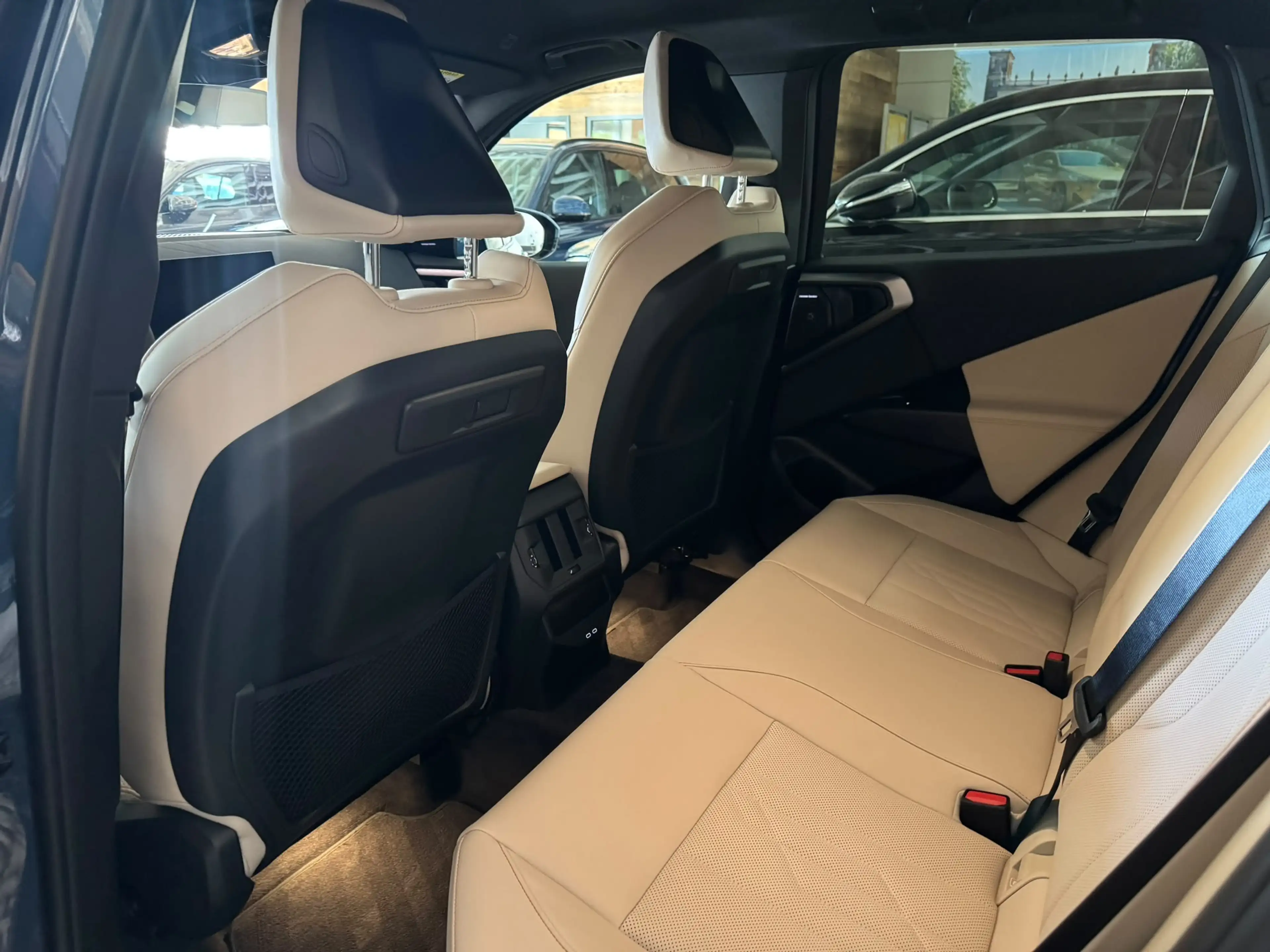 BMW X3 20d xDrive M Sport H K LED DrvAssPLUS 3D — photo 9