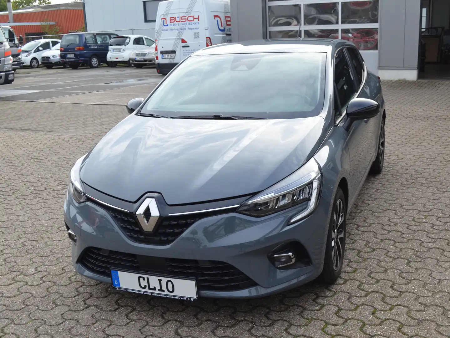 Renault Clio Business Edition Grau - 1