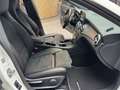 Mercedes-Benz CLA 180 ShootingB Aut AMG-Line*StHz*Navi*Kamera Weiß - thumbnail 8