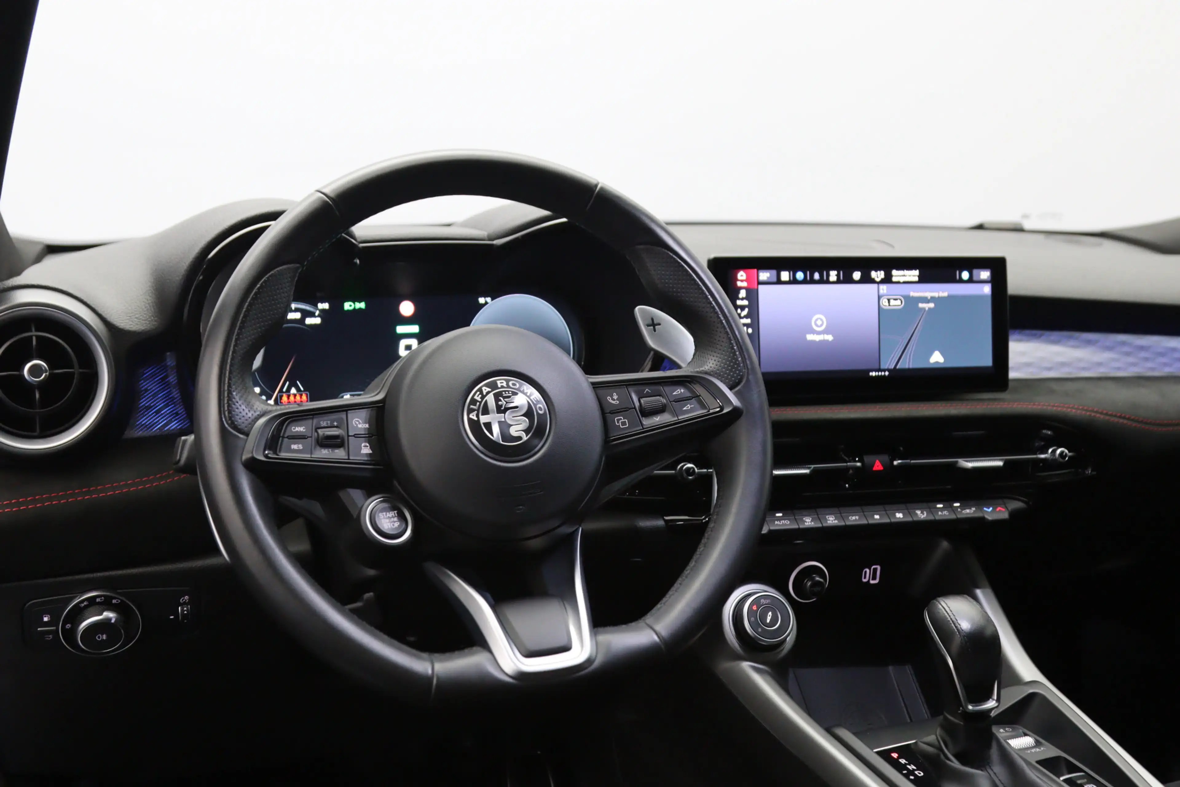 Alfa Romeo Tonale 1.3 Ibrida Plug-In Q4 Veloce 270 PK, Adap. Onderst — photo 22