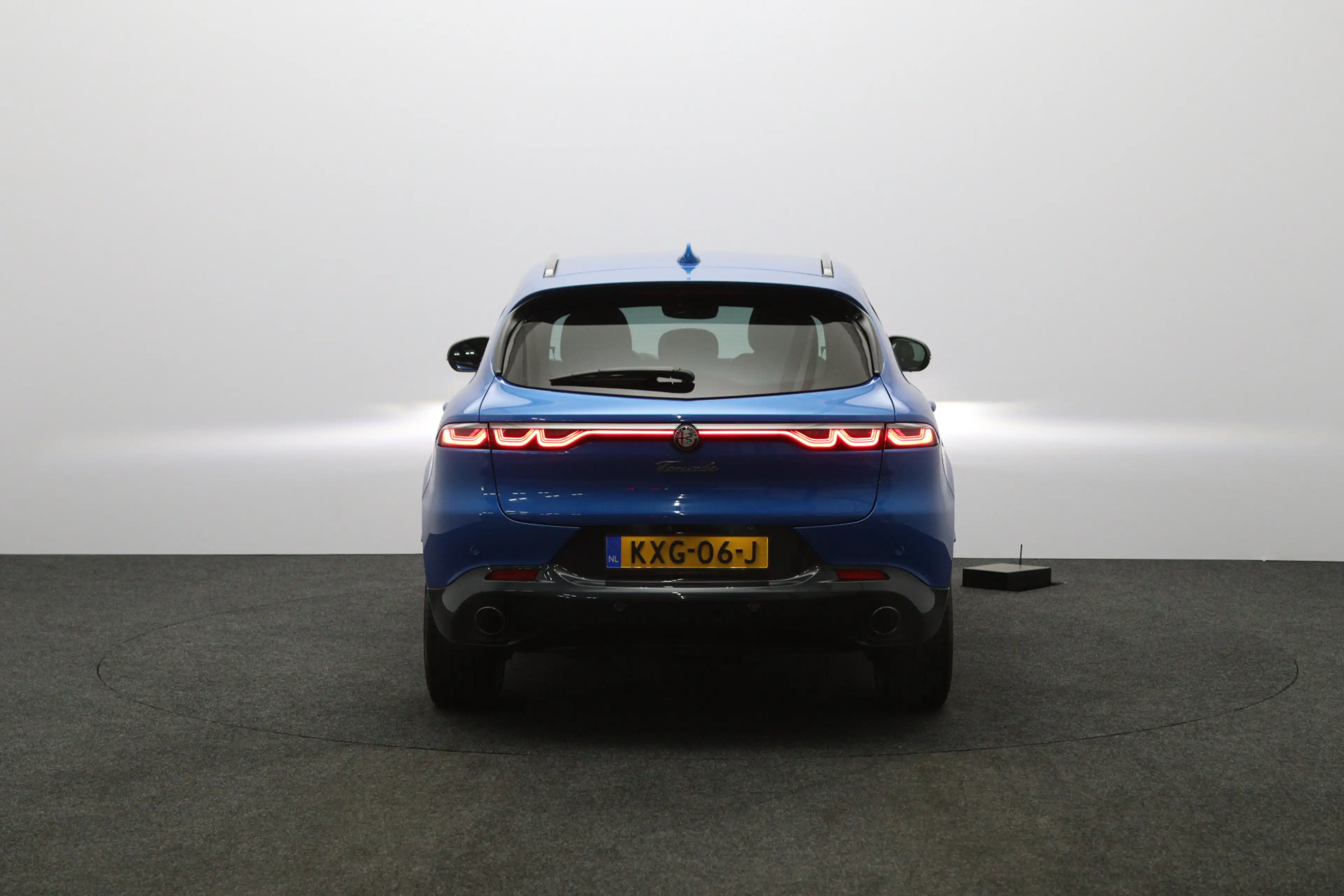 Alfa Romeo Tonale 1.3 Ibrida Plug-In Q4 Veloce 270 PK, Adap. Onderst — photo 11