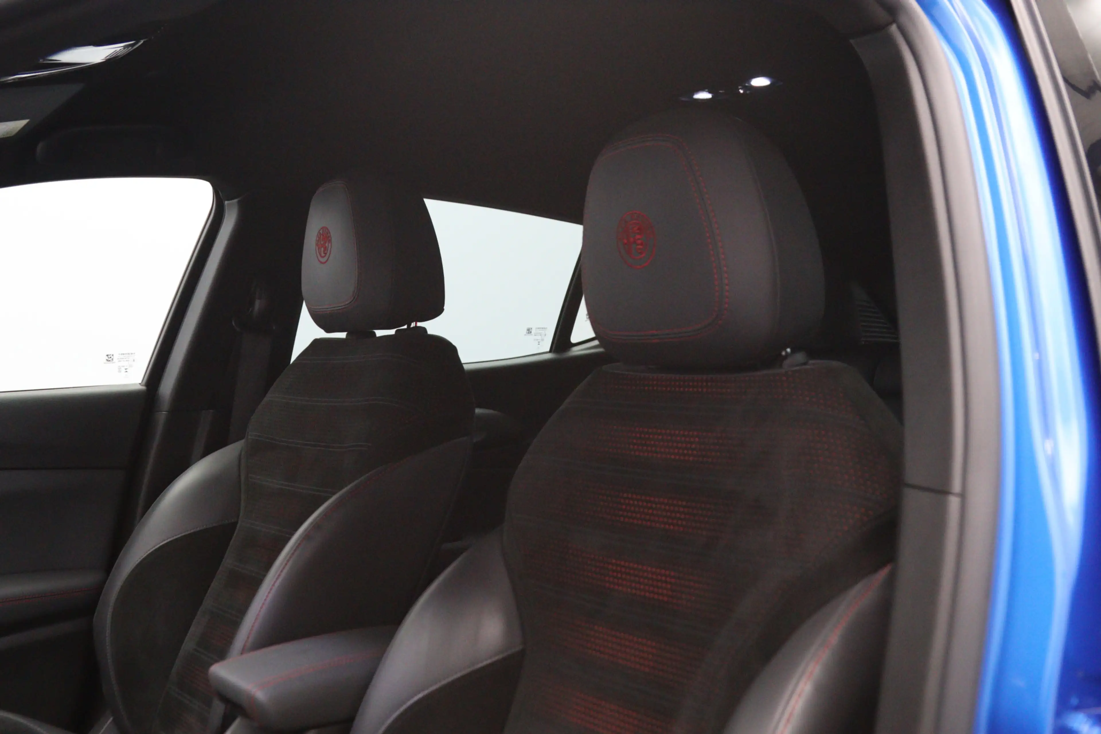 Alfa Romeo Tonale 1.3 Ibrida Plug-In Q4 Veloce 270 PK, Adap. Onderst — photo 3