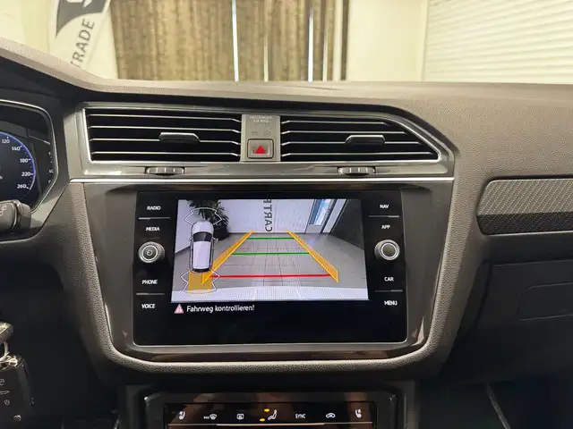Volkswagen Tiguan Allspace view 30