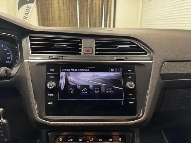 Volkswagen Tiguan Allspace view 29