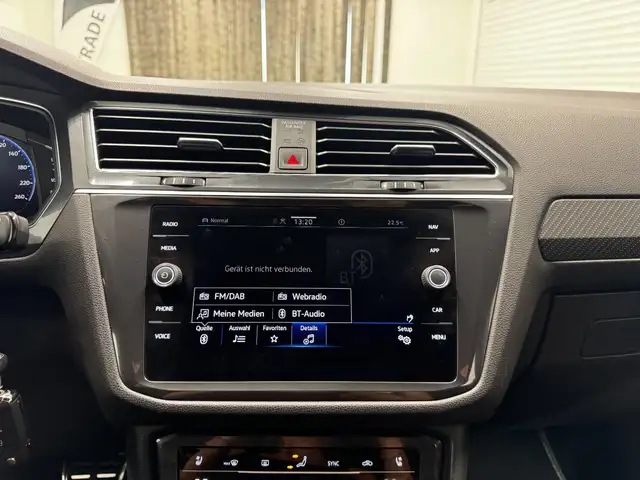 Volkswagen Tiguan Allspace view 24