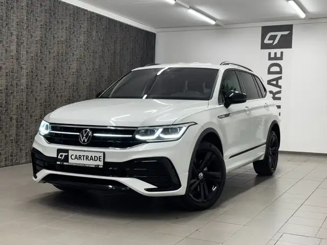 Volkswagen Tiguan Allspace view 4