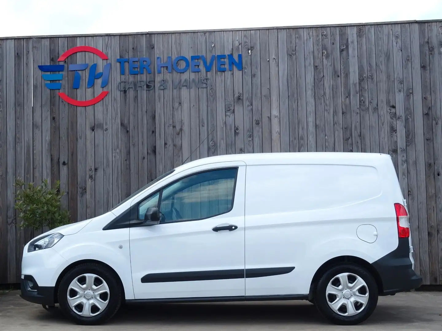 Ford Transit Courier 1.5 TDCi Klima Tempom. 55KW Eur6 Weiß - 1