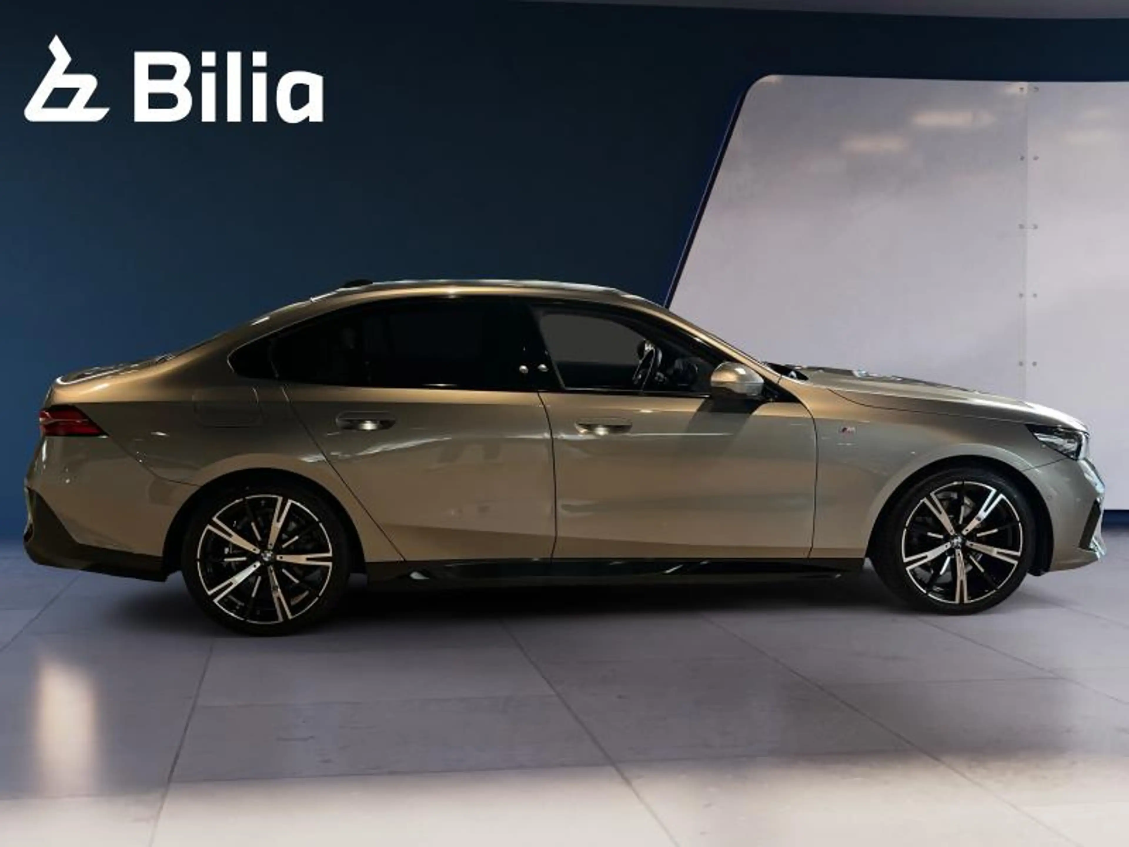 BMW 520 520d xDrive Berline — photo 4