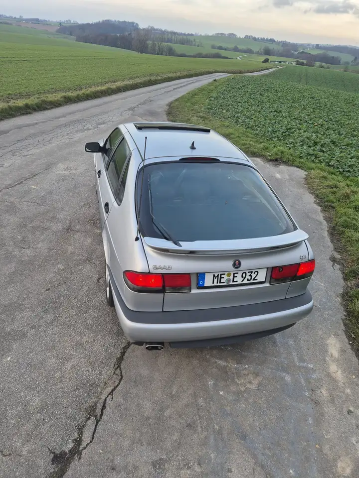 Saab 9-3 2.0 Turbo Aero, foto 3