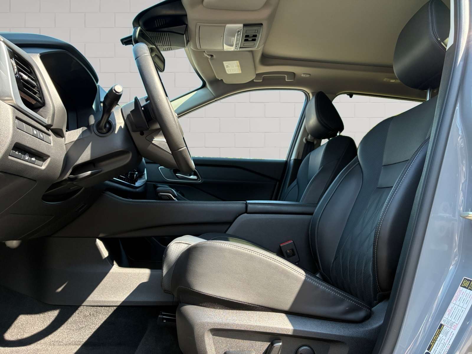 used 2024 Nissan Rogue car, priced at $33,723