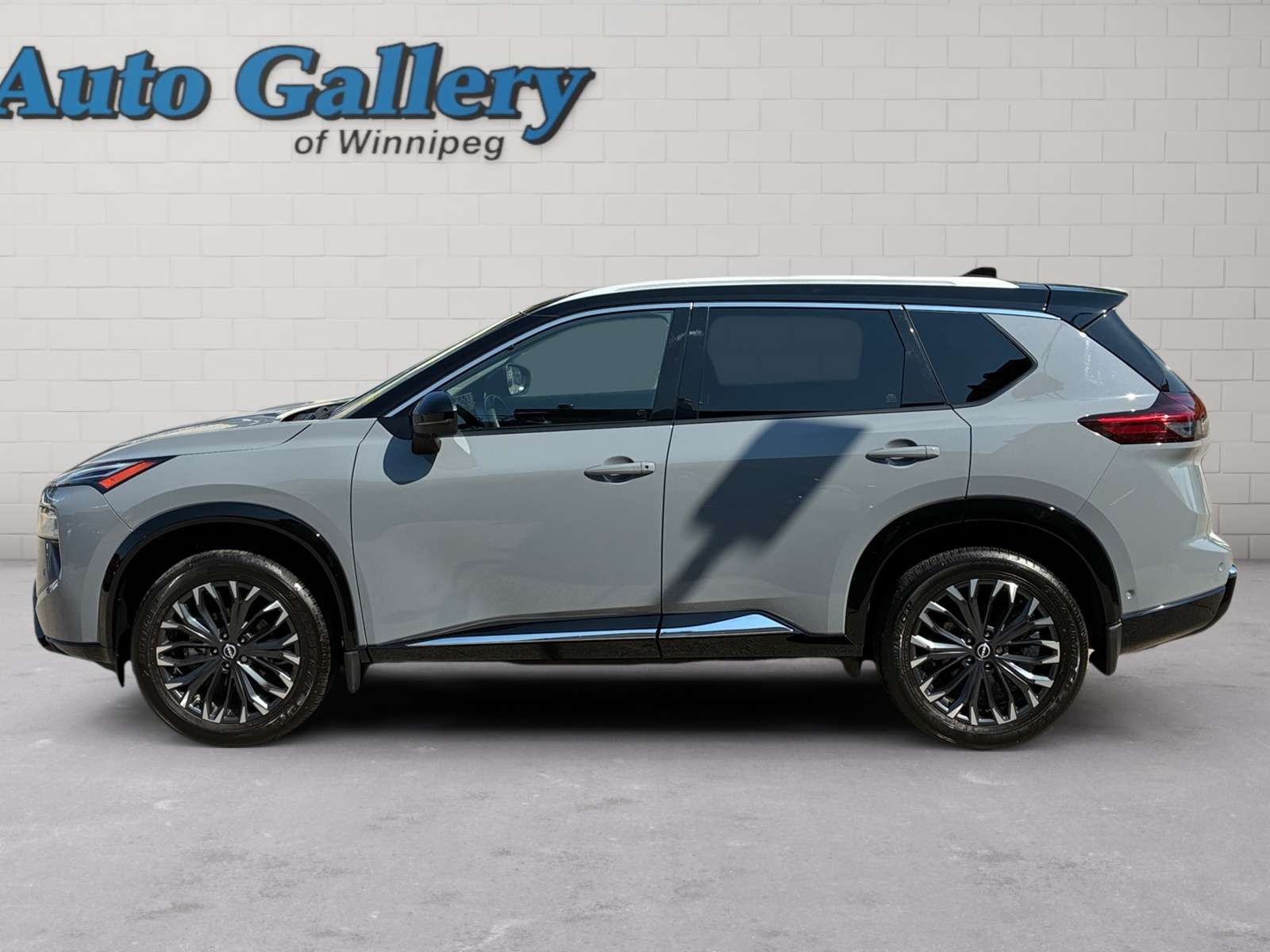 used 2024 Nissan Rogue car, priced at $33,723