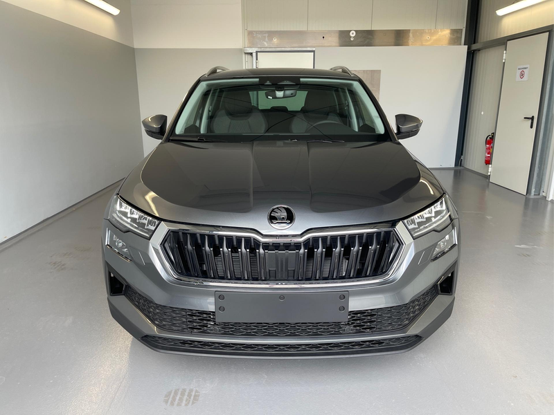 Skoda Karoq Selection 2.0 TDI DSG 4x4 AHK+Navi+ACC+Cam+Wint... — photo 2