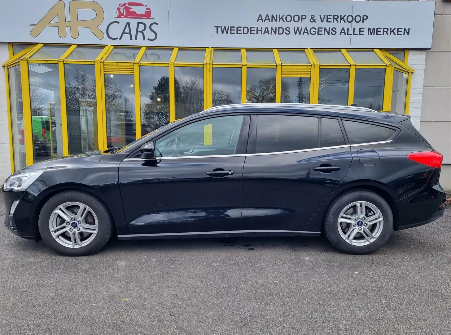 Ford Focus Active 1.5 EcoBlue Noir - 2