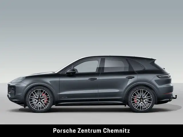 Porsche Cayenne view 2