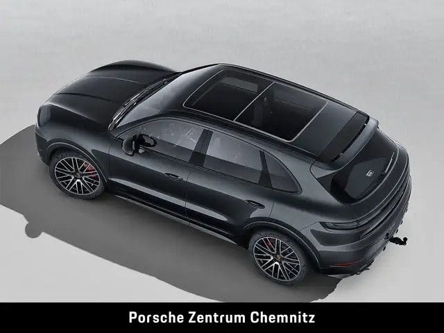 Porsche Cayenne view 4