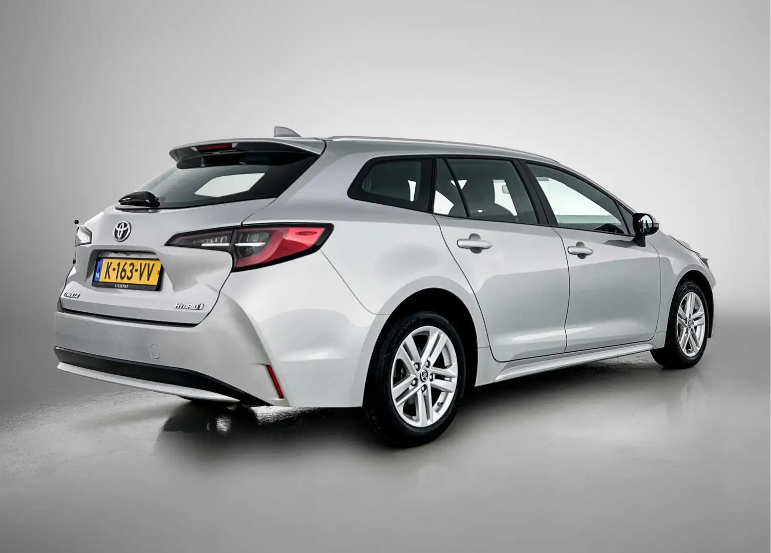 Toyota Corolla Touring Sports 1.8 Hybrid Active | Navigatie | Ada Grigio - 2