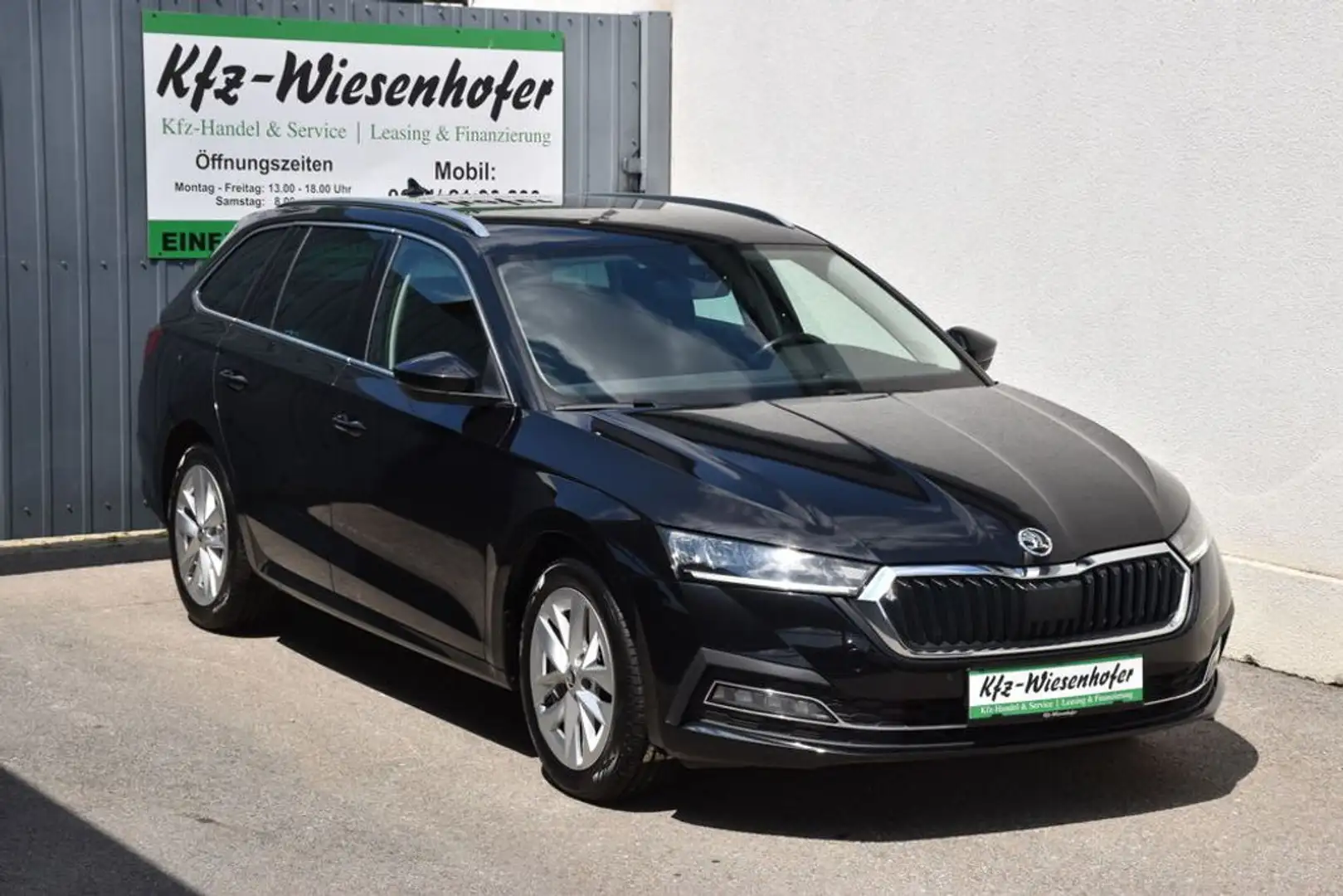 Skoda Octavia Premium 2.0 TDI / Leasing / Reifen NEU / Zwart - 1