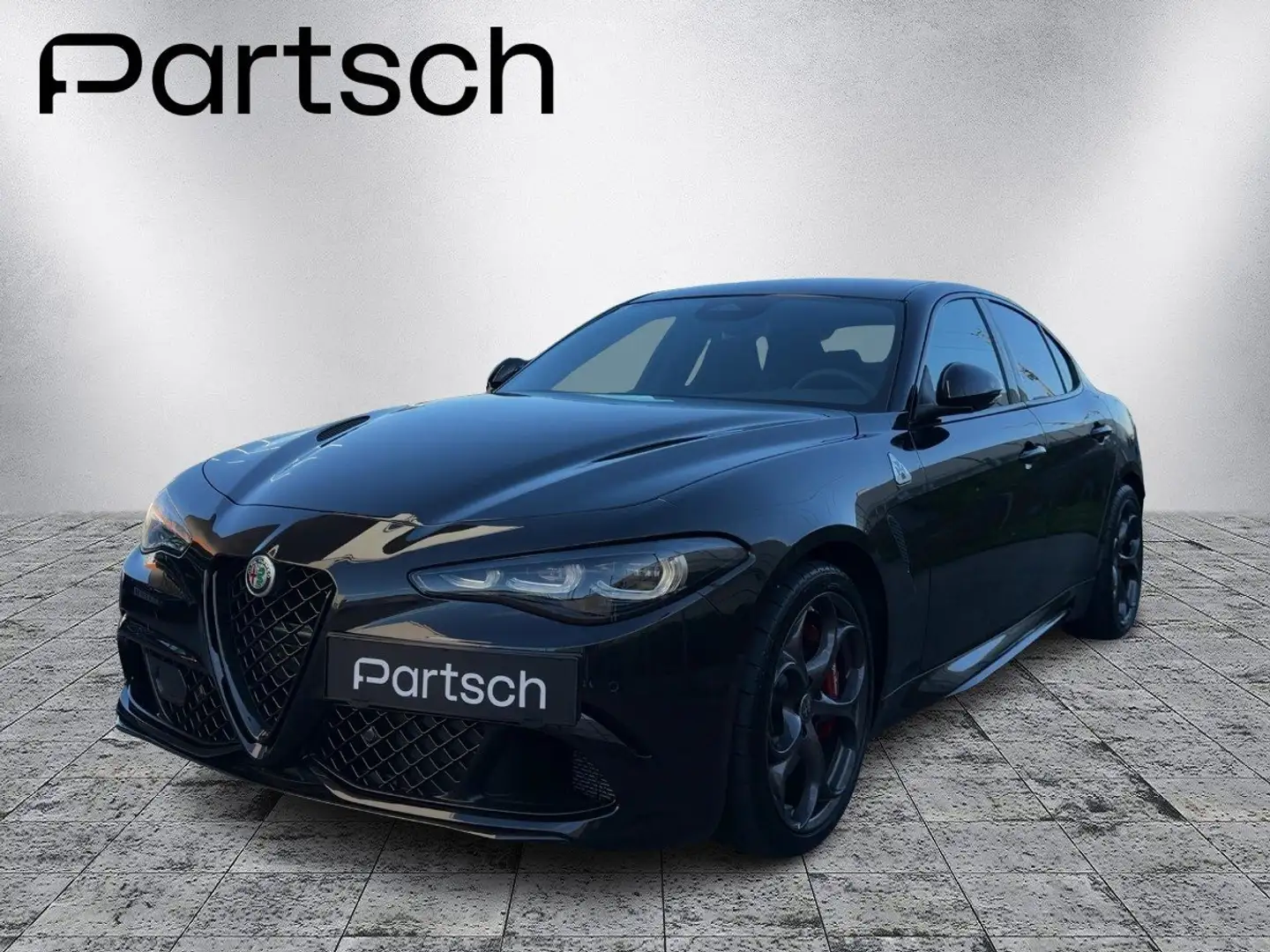 Alfa Romeo Giulia Quadrifoglio 2.9 V6 520 AT AkrapovicCarbon - 1