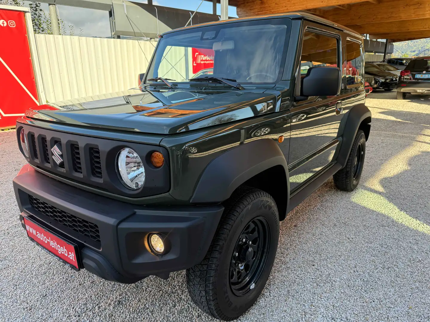 Suzuki Jimny Jimny 1,5 VVT Allgrip N1 Grün - 1