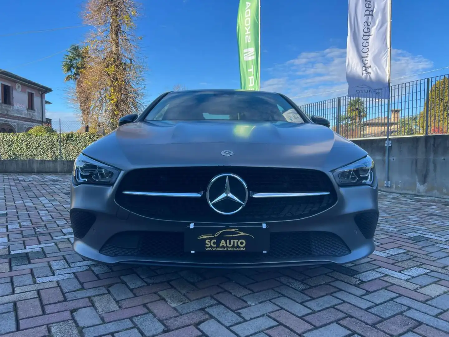 Mercedes-Benz CLA 200 d Automatic Sport Grau - 2