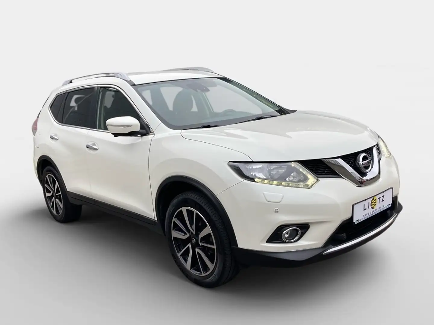 Nissan X-Trail 1,6 Schalter 4x4 Tekna Bianco - 2