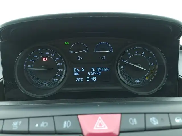 Lancia Ypsilon view 12