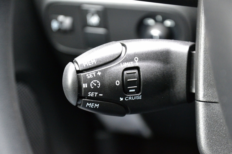 Citroen C3 1.2 PureTech S&S Feel Edition | Navigatie | Climat — photo 17