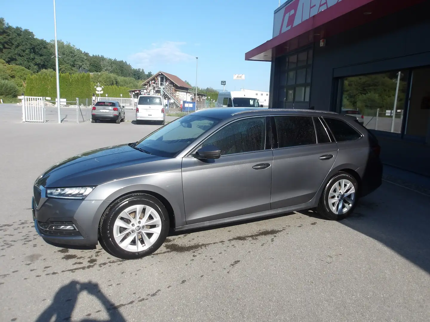 Skoda Octavia Style DSG *LED*NAVI*AHK*VIRTUAL* Grau - 2