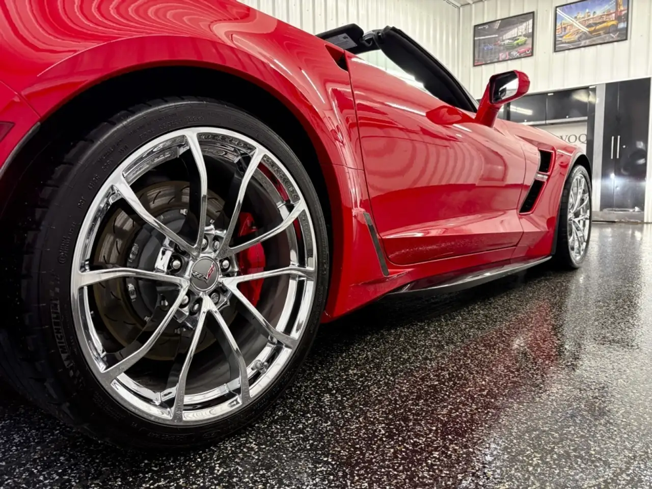 Chevrolet Corvette снимка Chevrolet Corvette