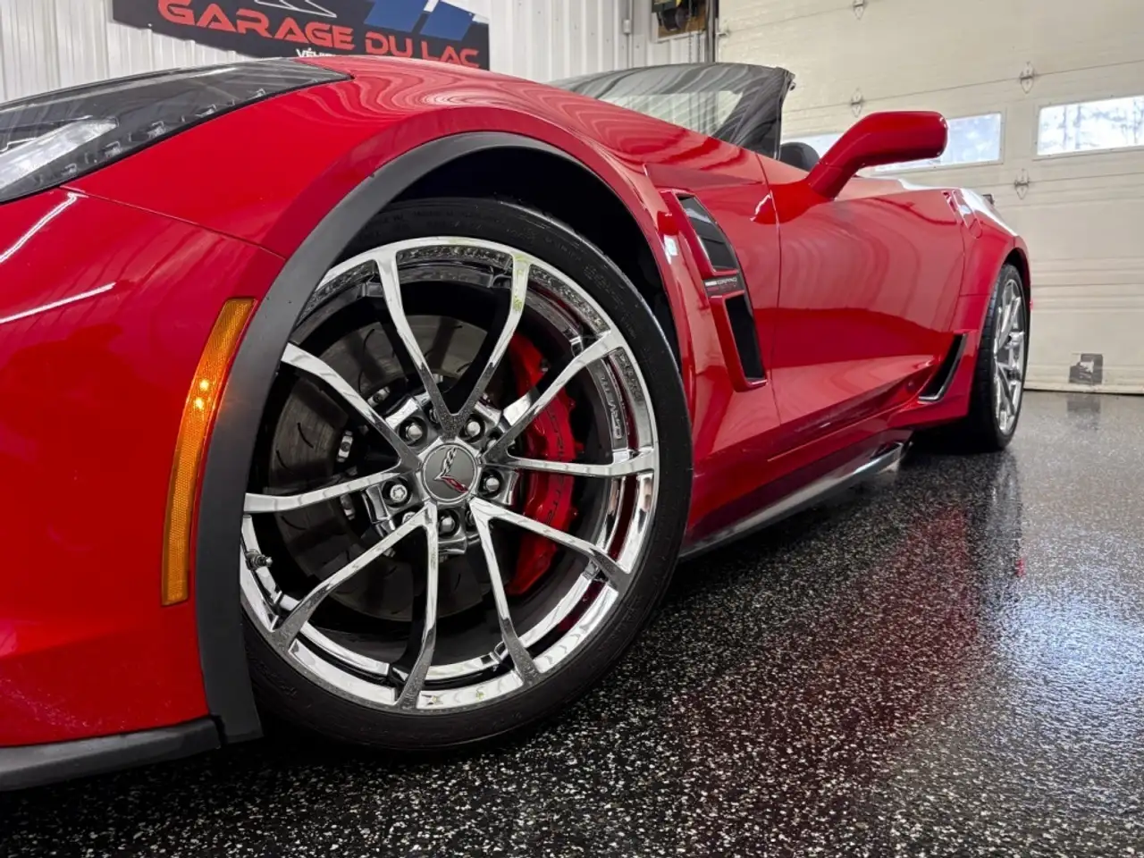 Chevrolet Corvette снимка Chevrolet Corvette