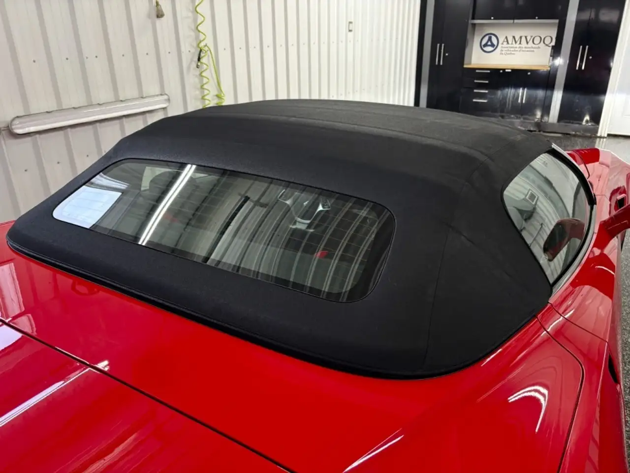 Chevrolet Corvette снимка Chevrolet Corvette