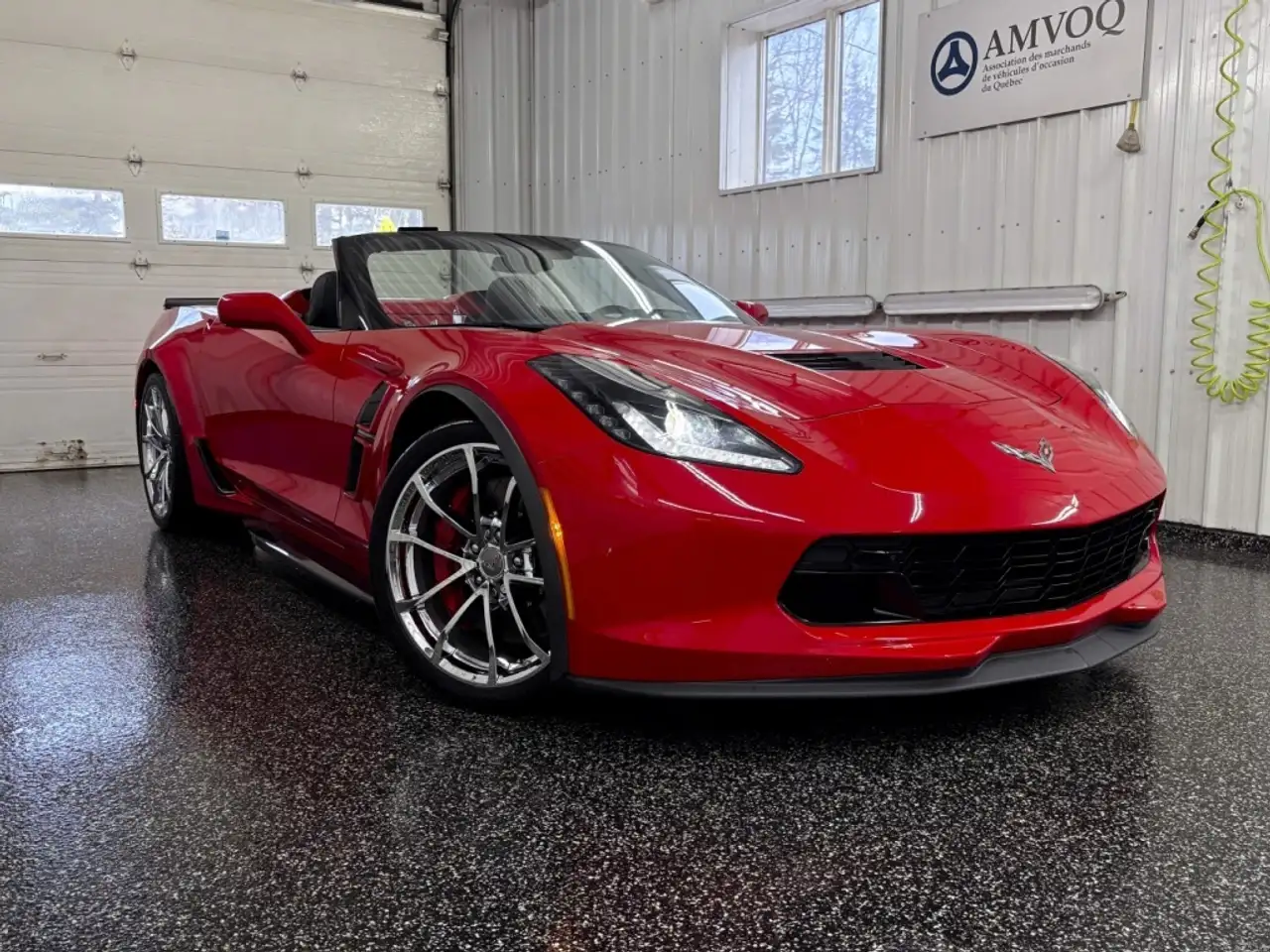 Chevrolet Corvette снимка Chevrolet Corvette