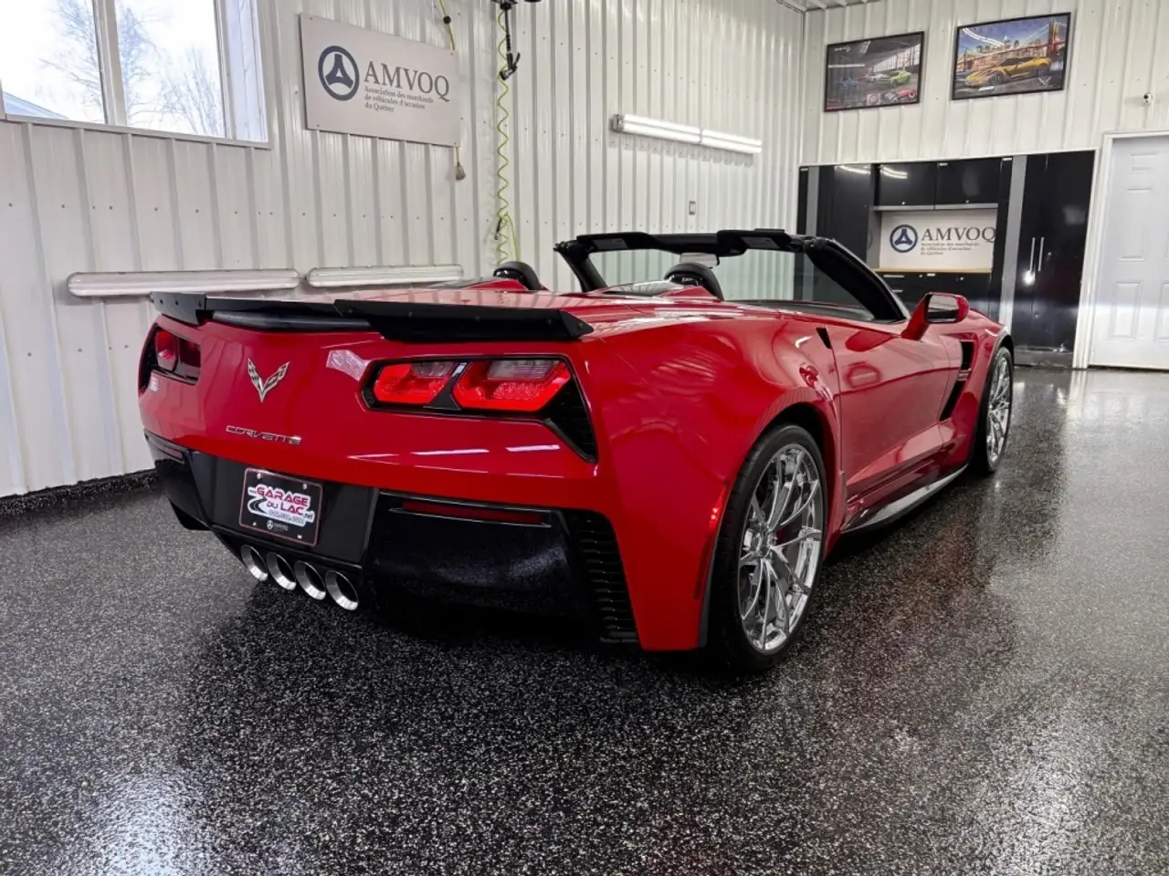 Chevrolet Corvette снимка Chevrolet Corvette