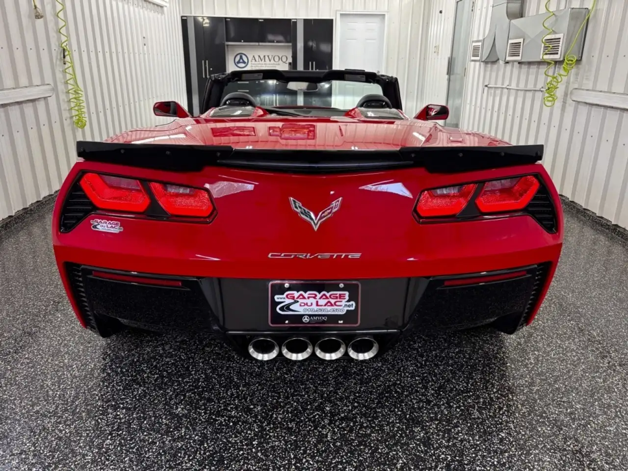 Chevrolet Corvette снимка Chevrolet Corvette