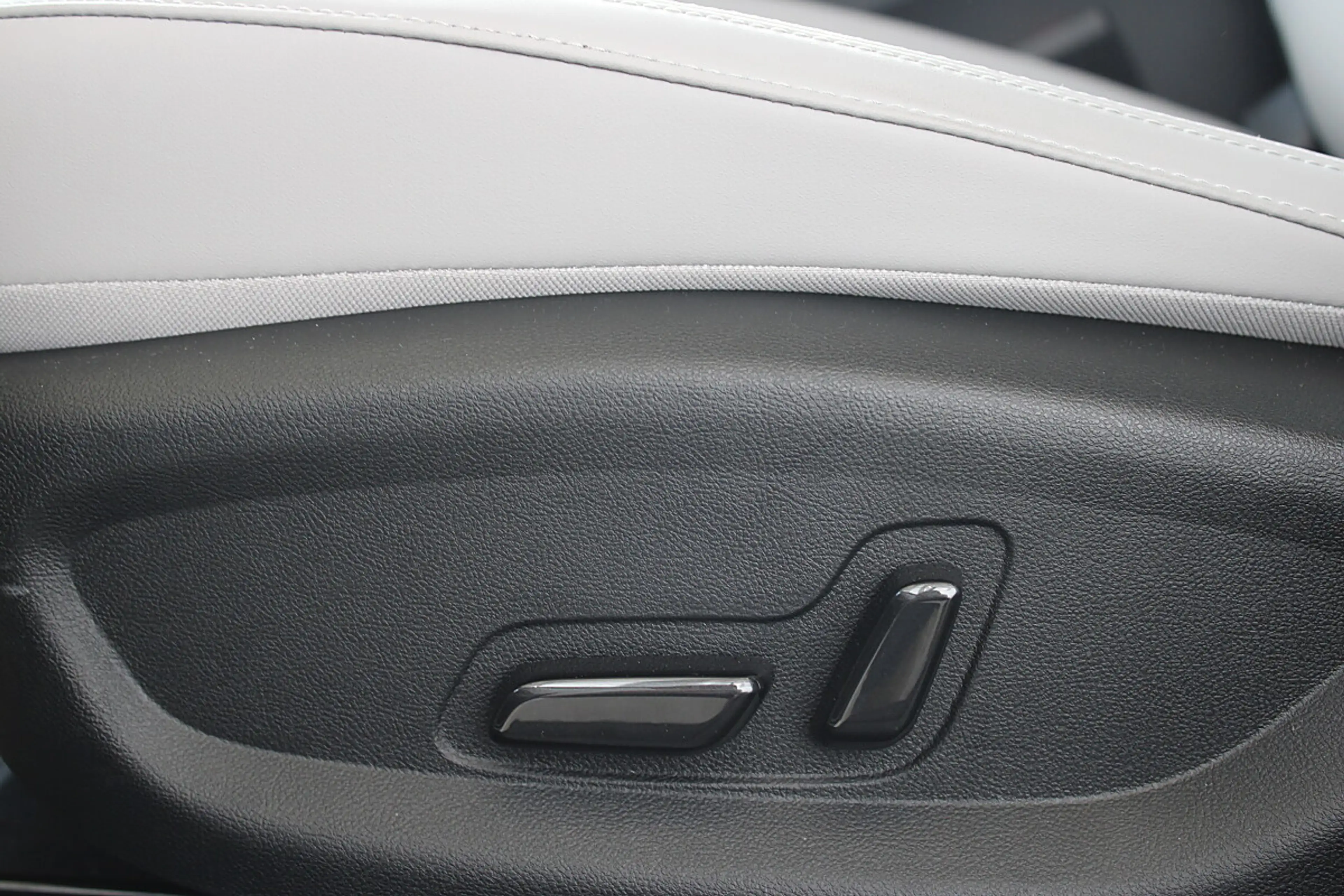 BYD Seal 6 DM-i Touring PHEV 10,08kWh Boost Österreich Paket — photo 11