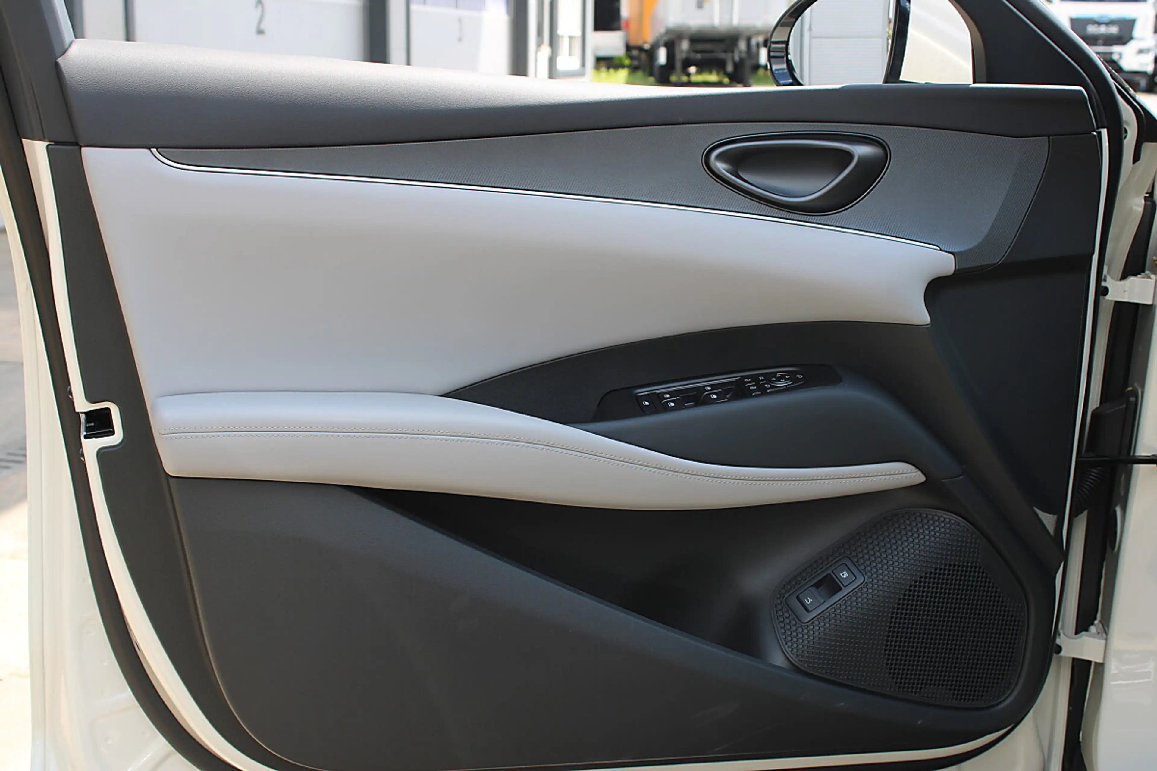 BYD Seal 6 DM-i Touring PHEV 10,08kWh Boost Österreich Paket — photo 10