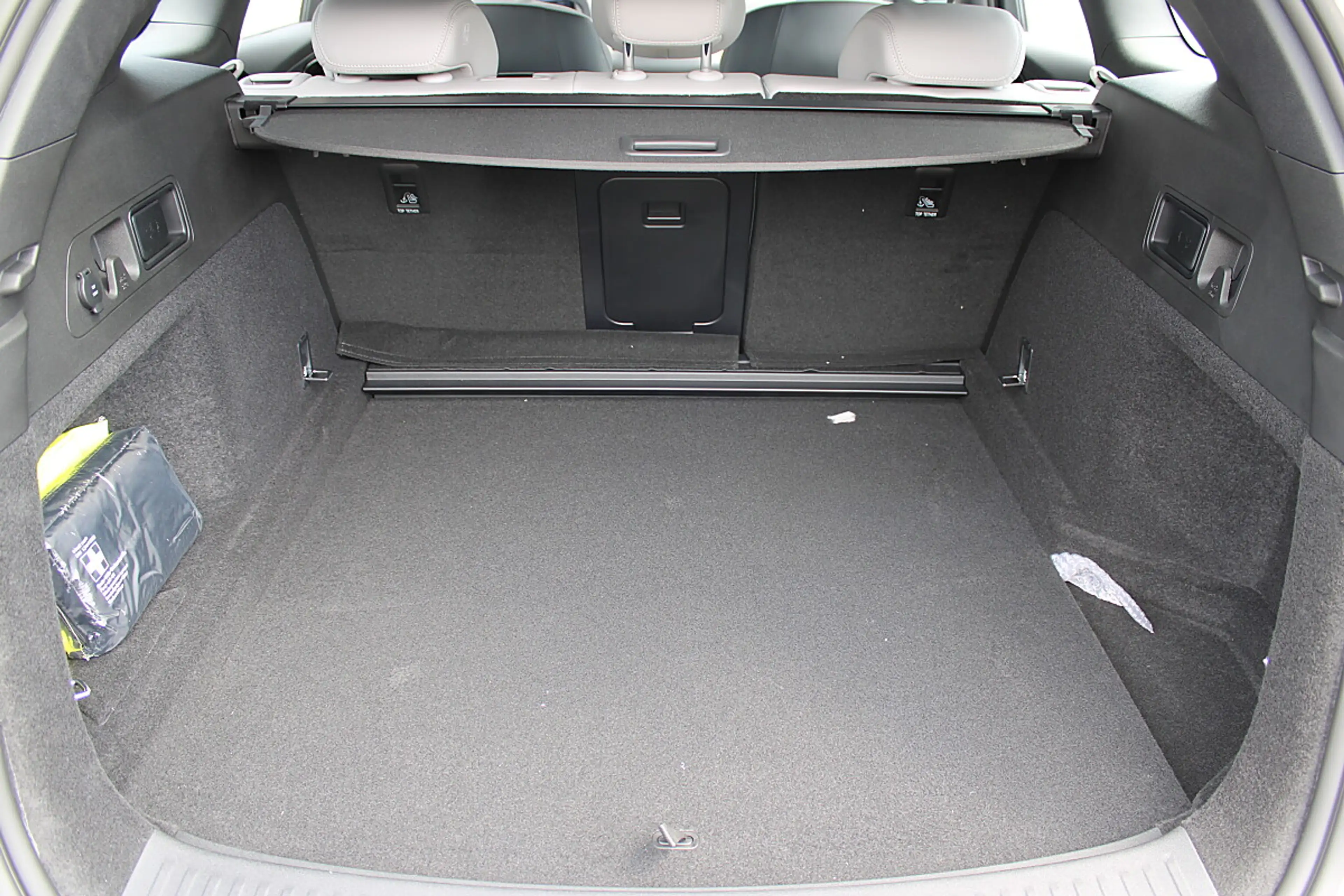 BYD Seal 6 DM-i Touring PHEV 10,08kWh Boost Österreich Paket — photo 6