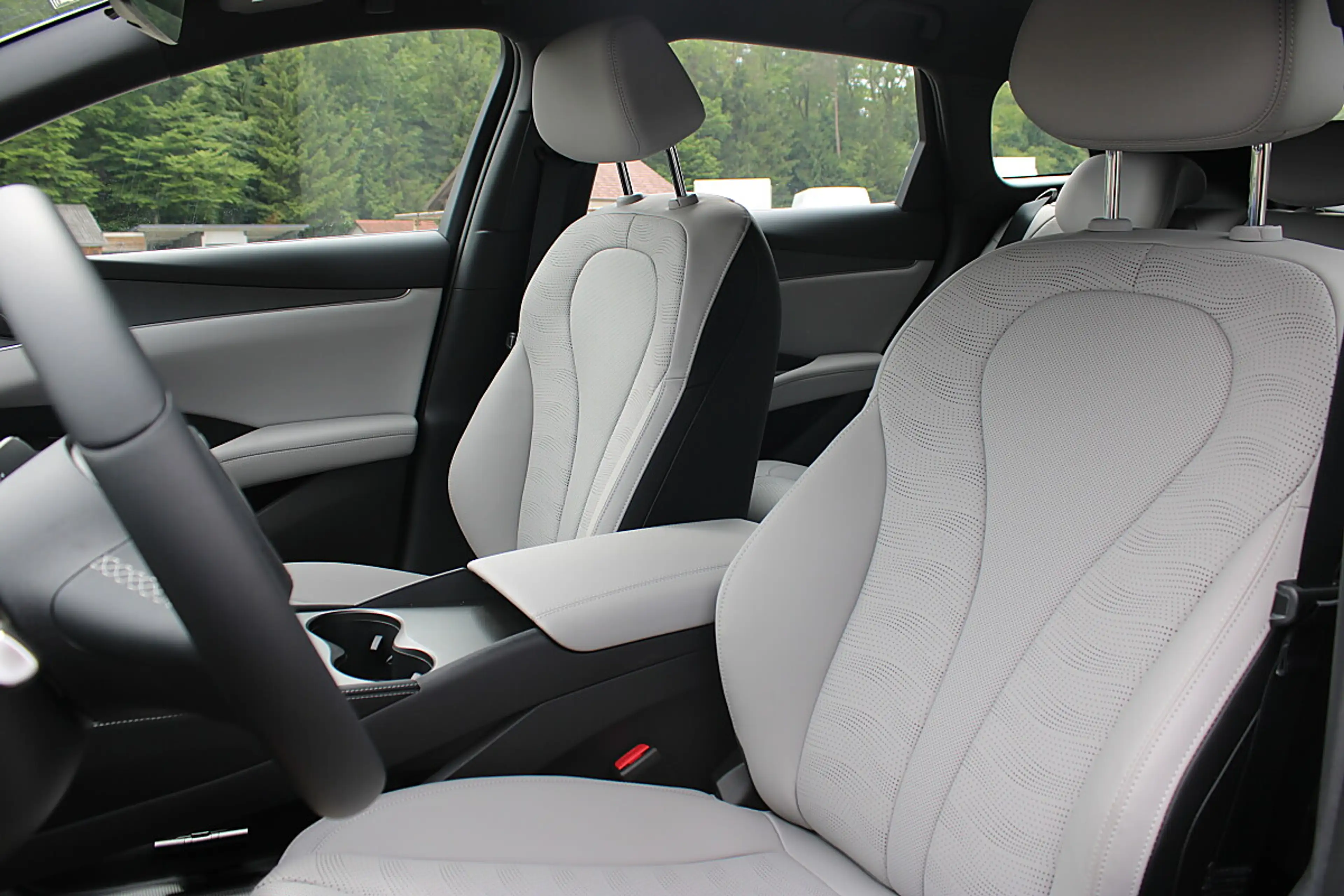 BYD Seal 6 DM-i Touring PHEV 10,08kWh Boost Österreich Paket — photo 9