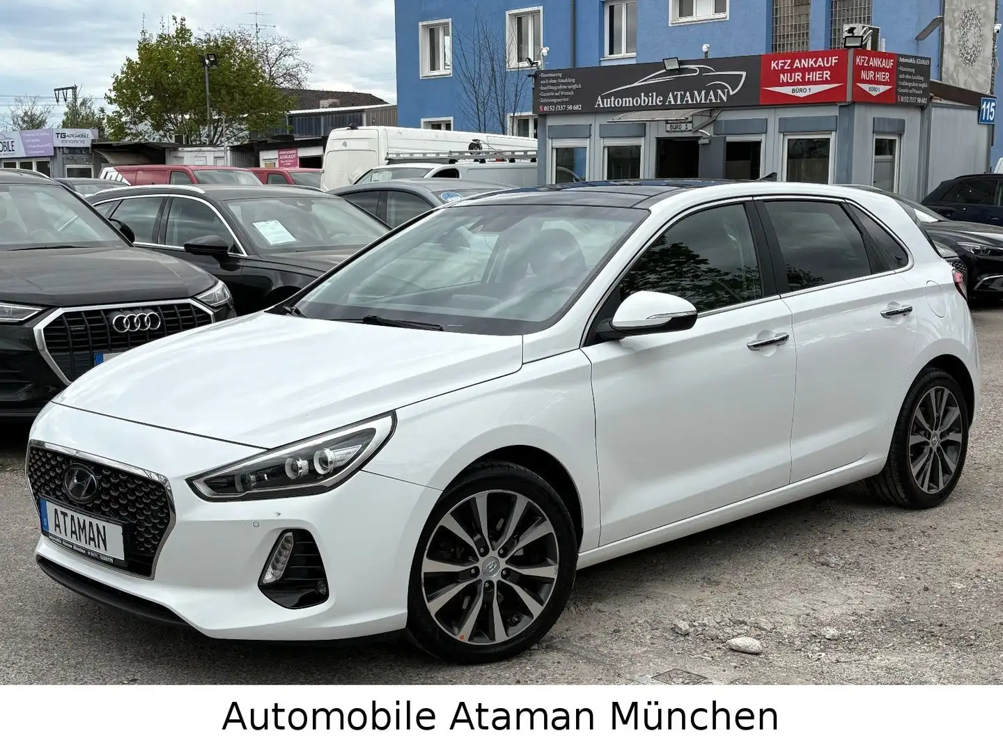 Hyundai i30 1.6 CRDi Premium, Leder, Navi, LED, Pano Weiß - 2
