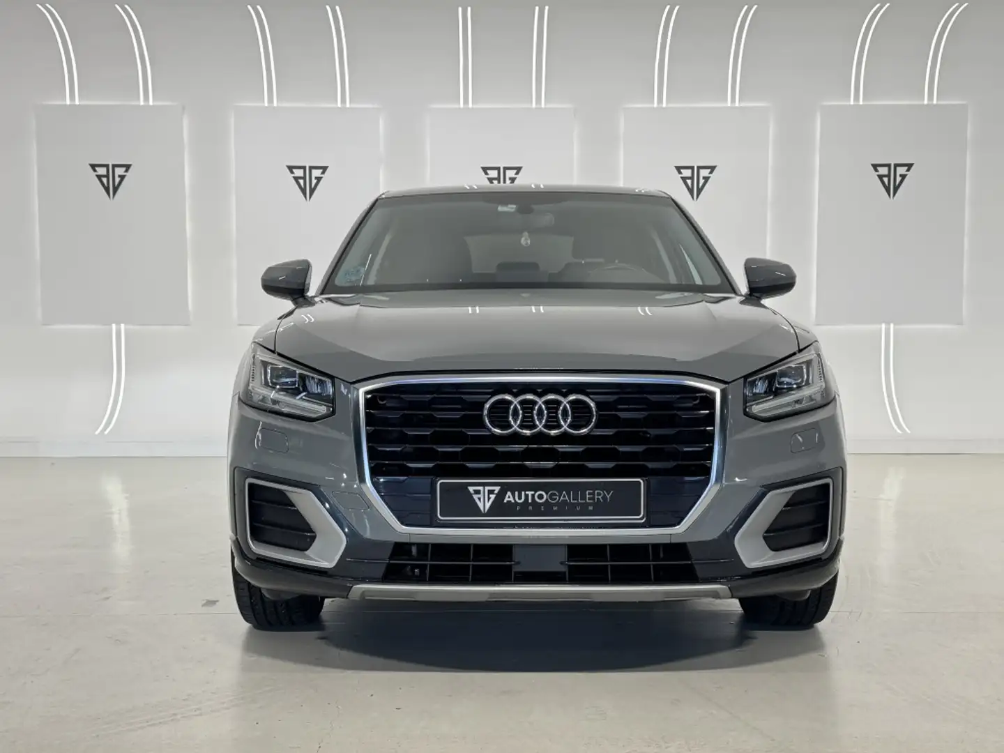 Audi Q2 1.6TDI Sport edition S tronic 85kW Gris - 2