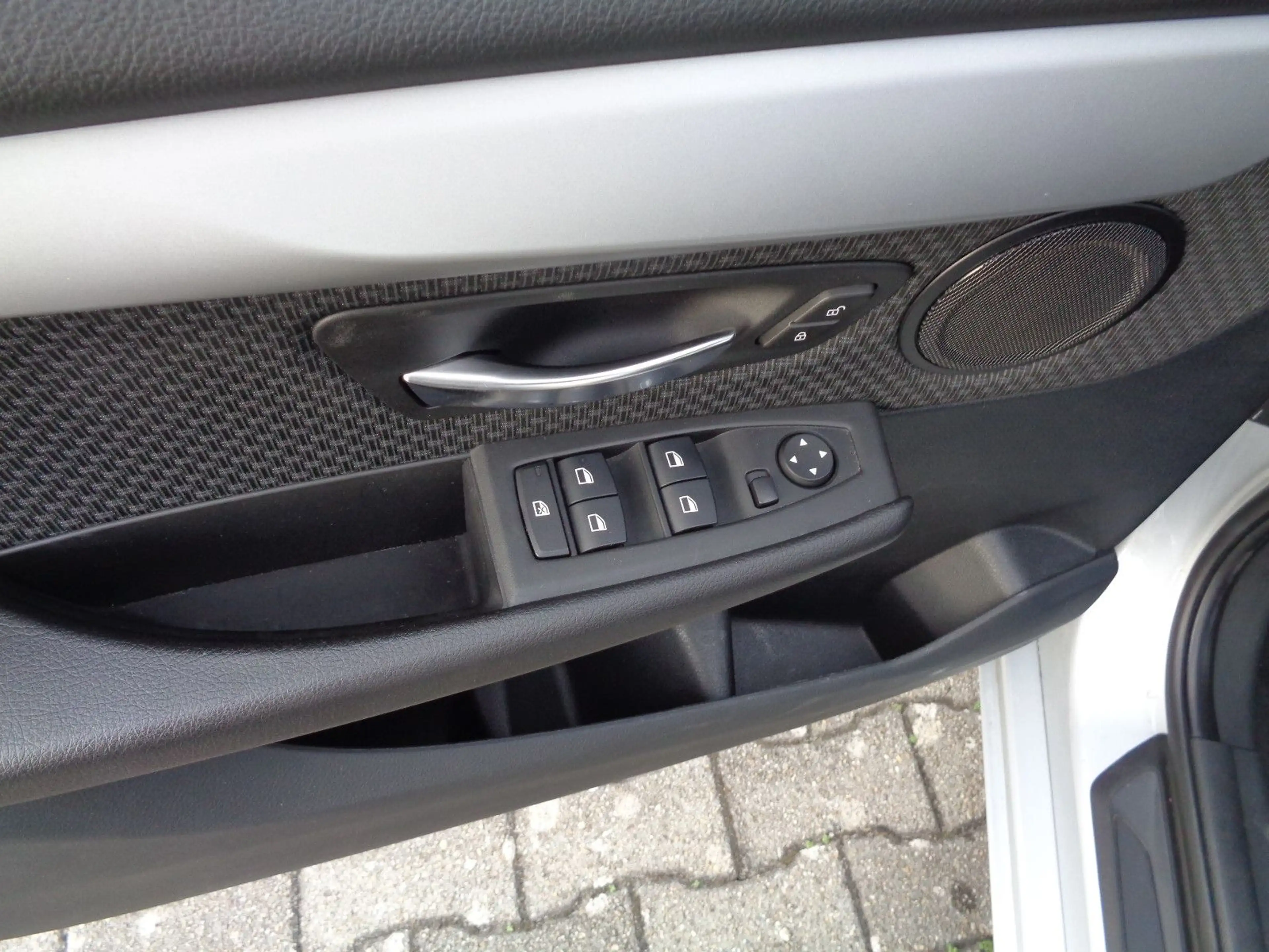 BMW 216 Act. Tour. Autom. SHZ, PTS, Navi, 8fach — photo 5