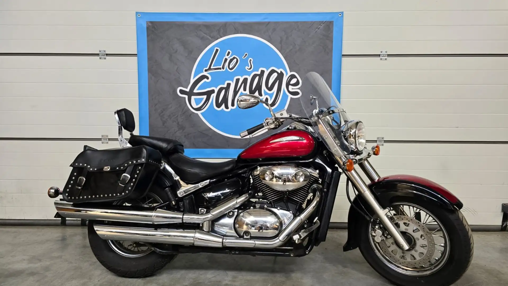 Suzuki VL 800 Volusia Rojo - 1