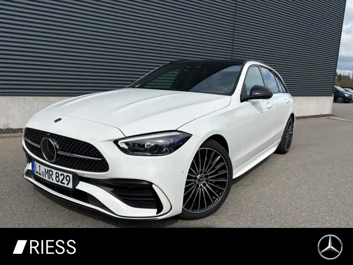 Mercedes-Benz C 200 T 4M AMG+AHK+PANO+DISTR+DIGI L+360°+BURM+ White - 1