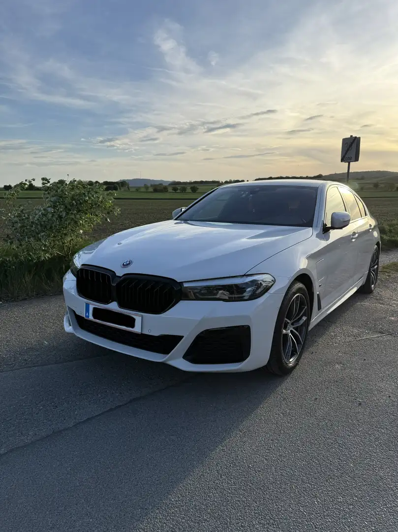 BMW 530 530e PHEV Aut. - 1