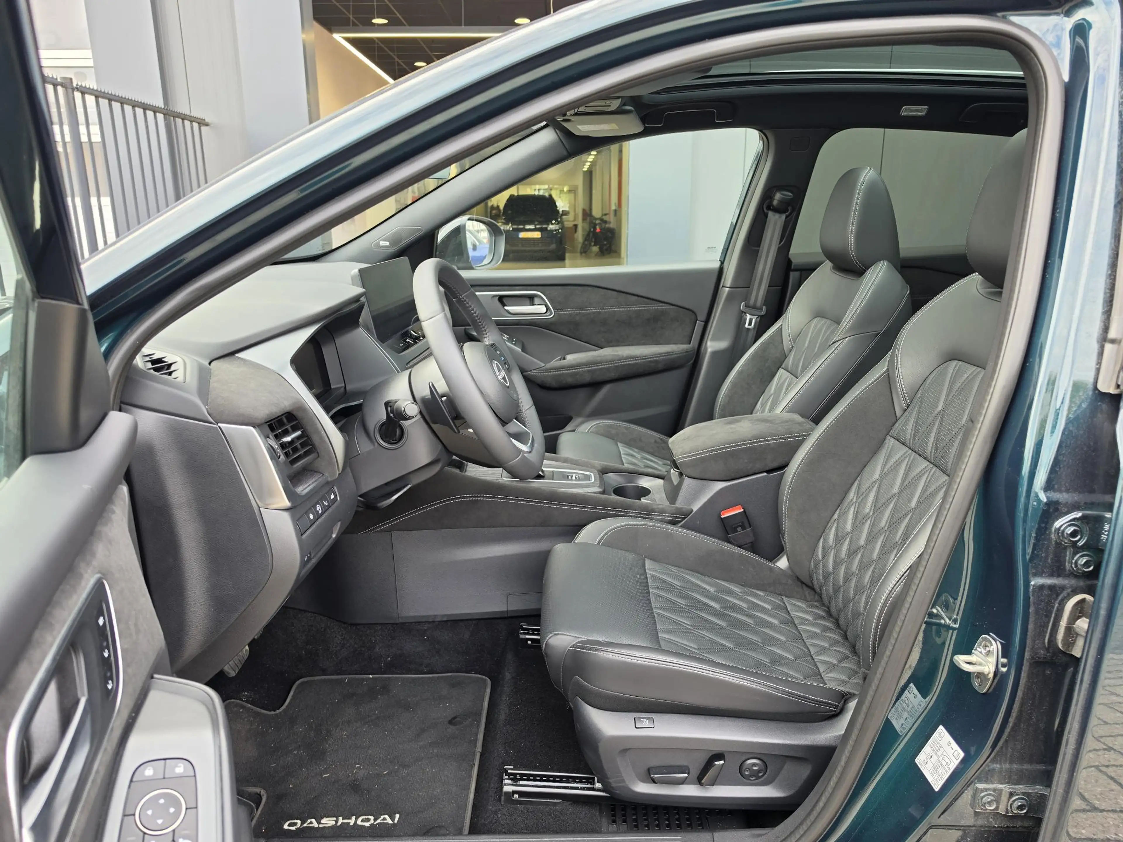 Nissan Qashqai 1.3 MHEV 158 Xtronic Tekna Plus | BOSE | Leder | P — photo 10