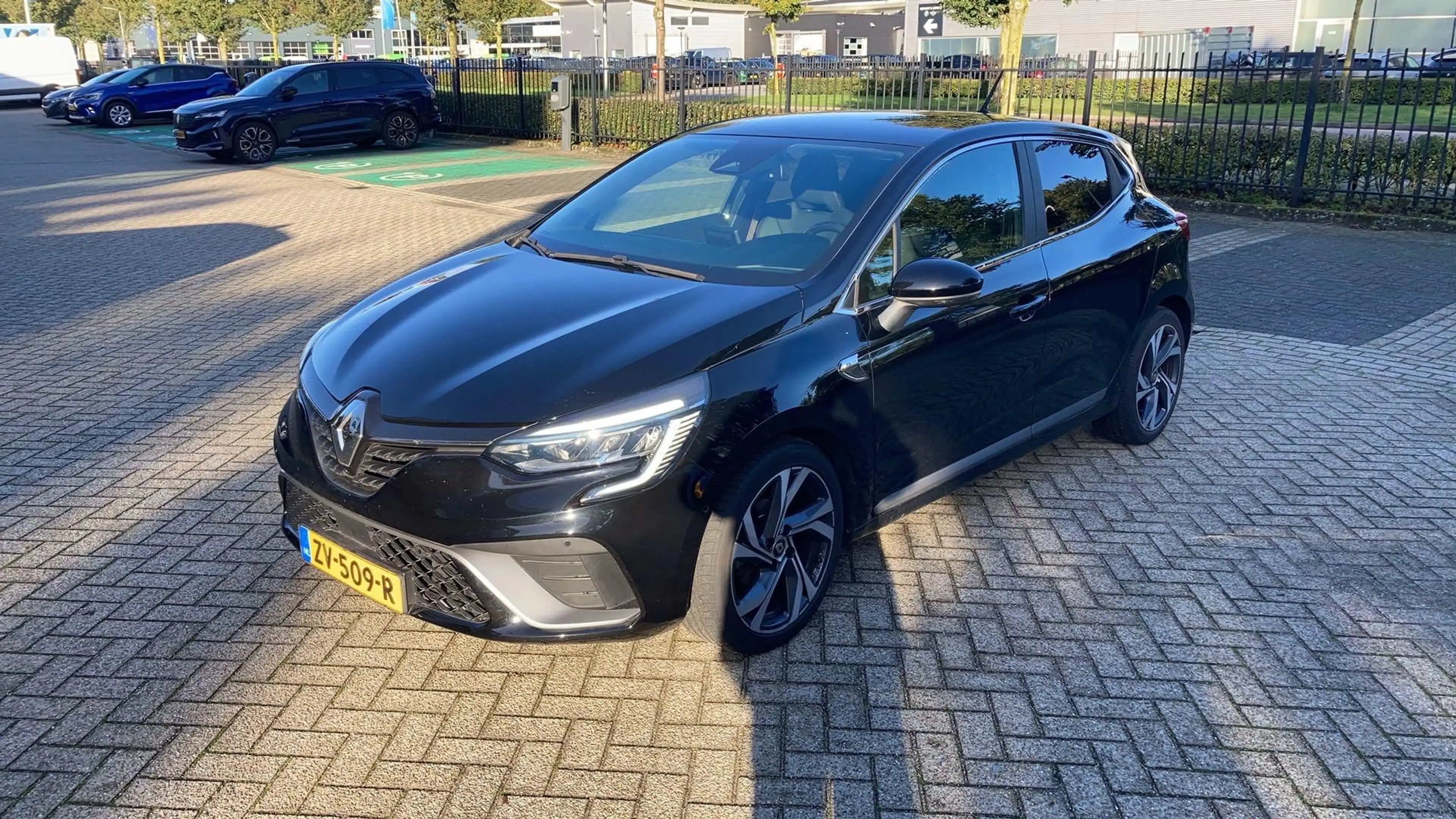 Renault Clio 1.0 TCe R.S. Line — photo 2