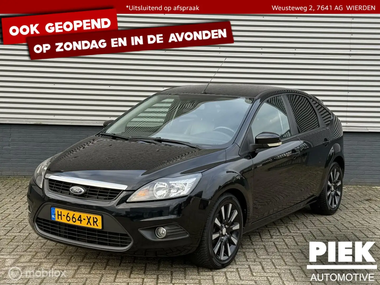 Ford Focus 1.6 TI-VCT SPORT NETTE STAAT Black - 1